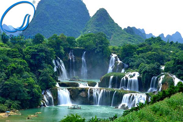 Tour du lịch Thác Bản Giốc – Hồ Ba Bể 3 ngày 2 đêm cùng thesinhcafetouristTour du lịch Thác Bản Giốc – Hồ Ba Bể 3 ngày 2 đêm của thesinhcafetourist