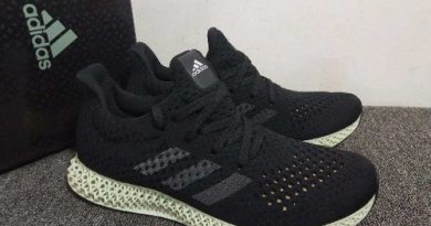 Giày adidas tại cầu giấy màu đen